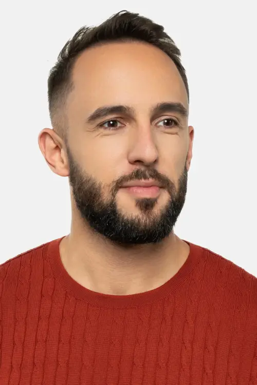 Sweter warkoczowy z wełny merino, rudy - zdjęcie 4