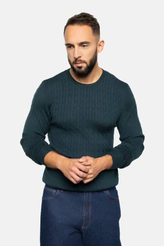 Sweter warkoczowy z wełny merino, zielony - na modelu, do jeansów
