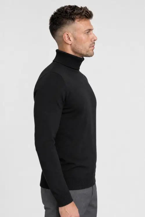 Czarny golf z wełny merino cashwool