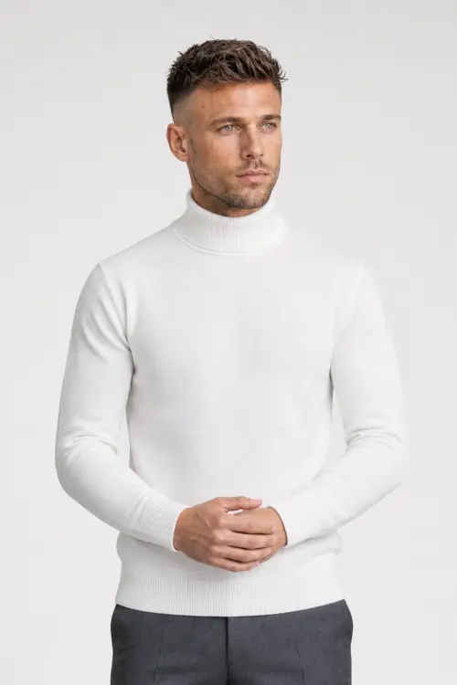 Biały golf z wełny merino cashwool
