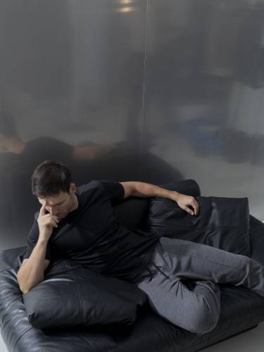 tshirt-merino-czarny-zack-roman-2.jpg