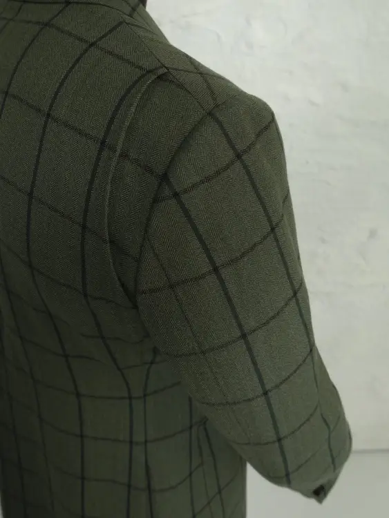 Rękaw marynarki Alsport w kratę windowpane, widok z boku